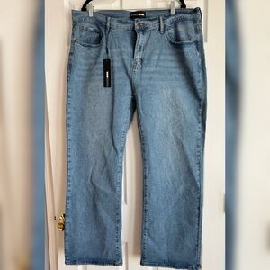 Fashion Nova Women’s Light Blue Straight Leg Jeans